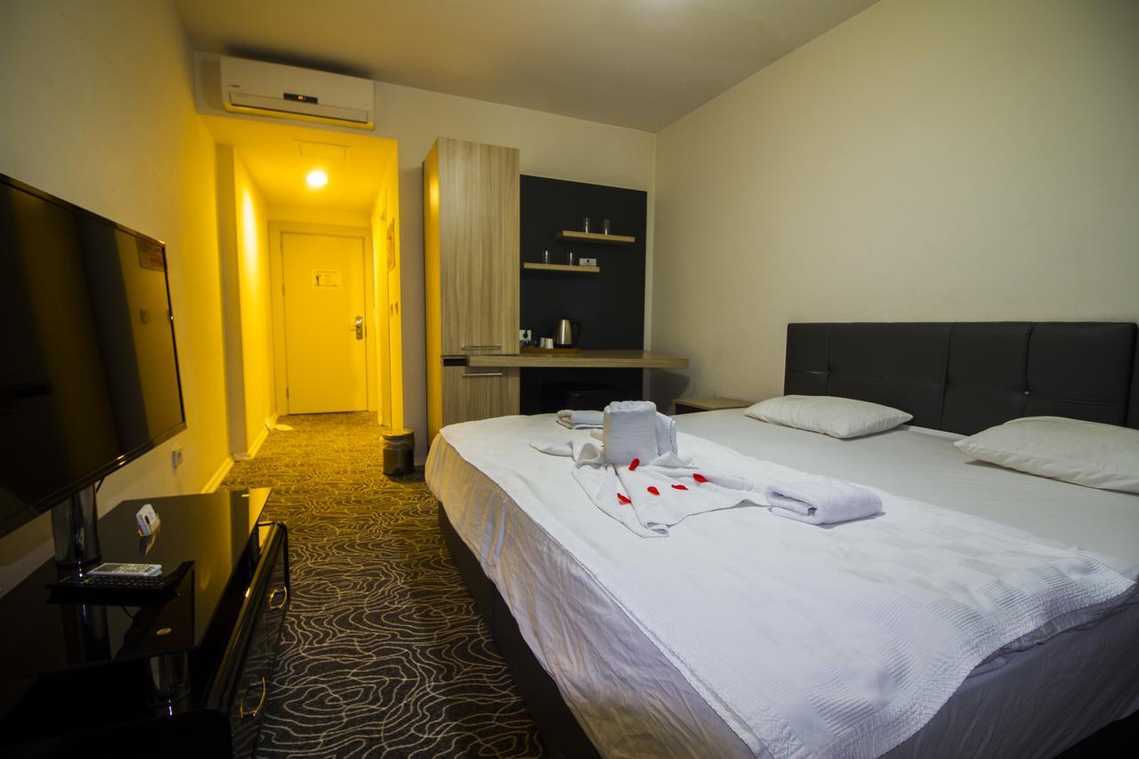 Hit Suites Beylikduezue บูยูกเชกเมเช ภายนอก รูปภาพ